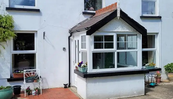 Our commercial window cleaning solutions are designed to keep your business looking clean and profes...