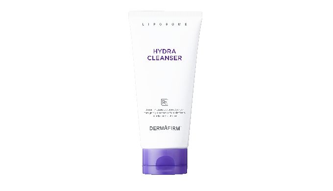 A moist cleanser that removes wastes while maintaining the pH balance to the optimal level of skin w...