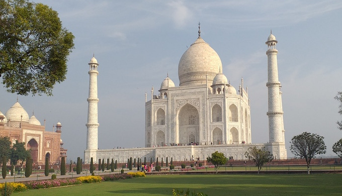 Same Day Agra Tour By Car -( Taj Mahal - Symbol of love ) Same Day Agra Tour By Car is the most reco...