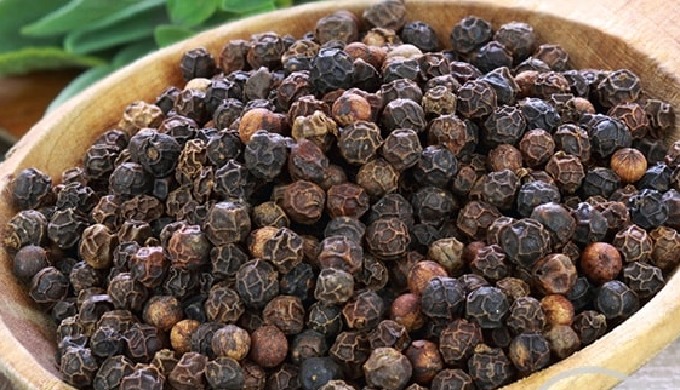 Our dried pepper has been properly stored with low moisture content and high quality, originating fr...