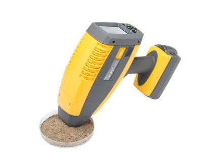 Spectromètre QualitySpec® Trek ASD portable est un spectromètre portatif et portable à plage complèt...