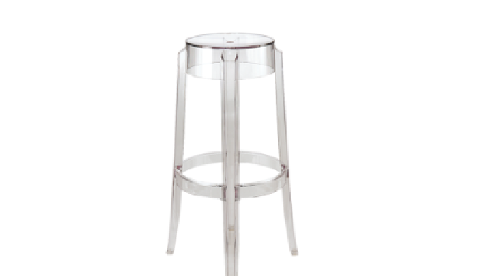 Le tabouret Cristal est très contemporain, tout en transparence et en lignes épurées.