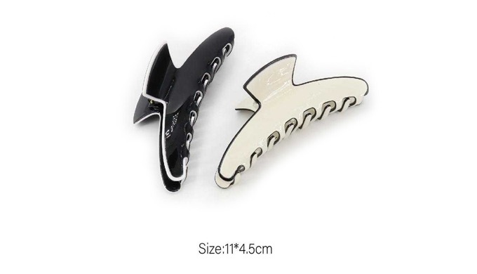 Unique hair accessories in various designs, sizes, and colors. This collection includes metal claw c...