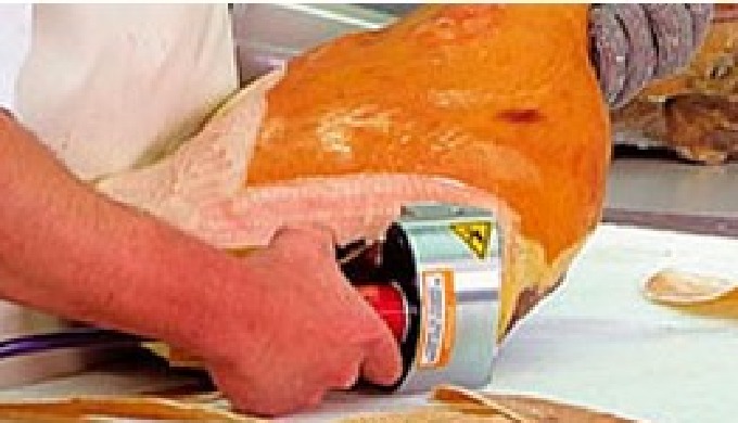 MAQUINARIA PARA LA INDUSTRIA CÁRNICA