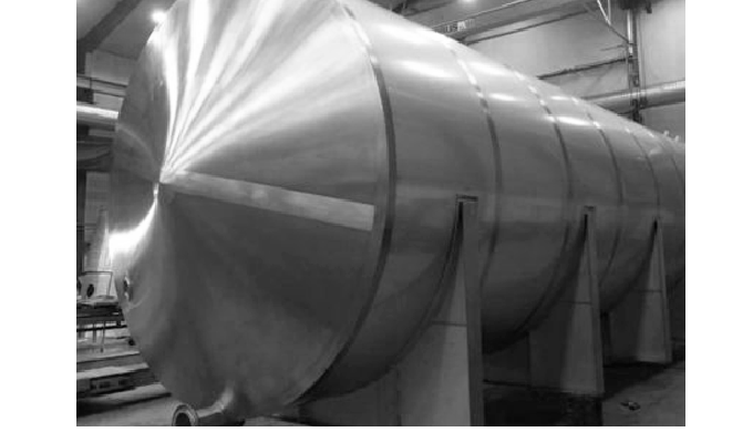 Tanks Stainless-steel tanks are chiefly used in the food and pharmaceutical industries and in chemic...