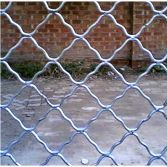 Plasă sudată decorativă zincată.