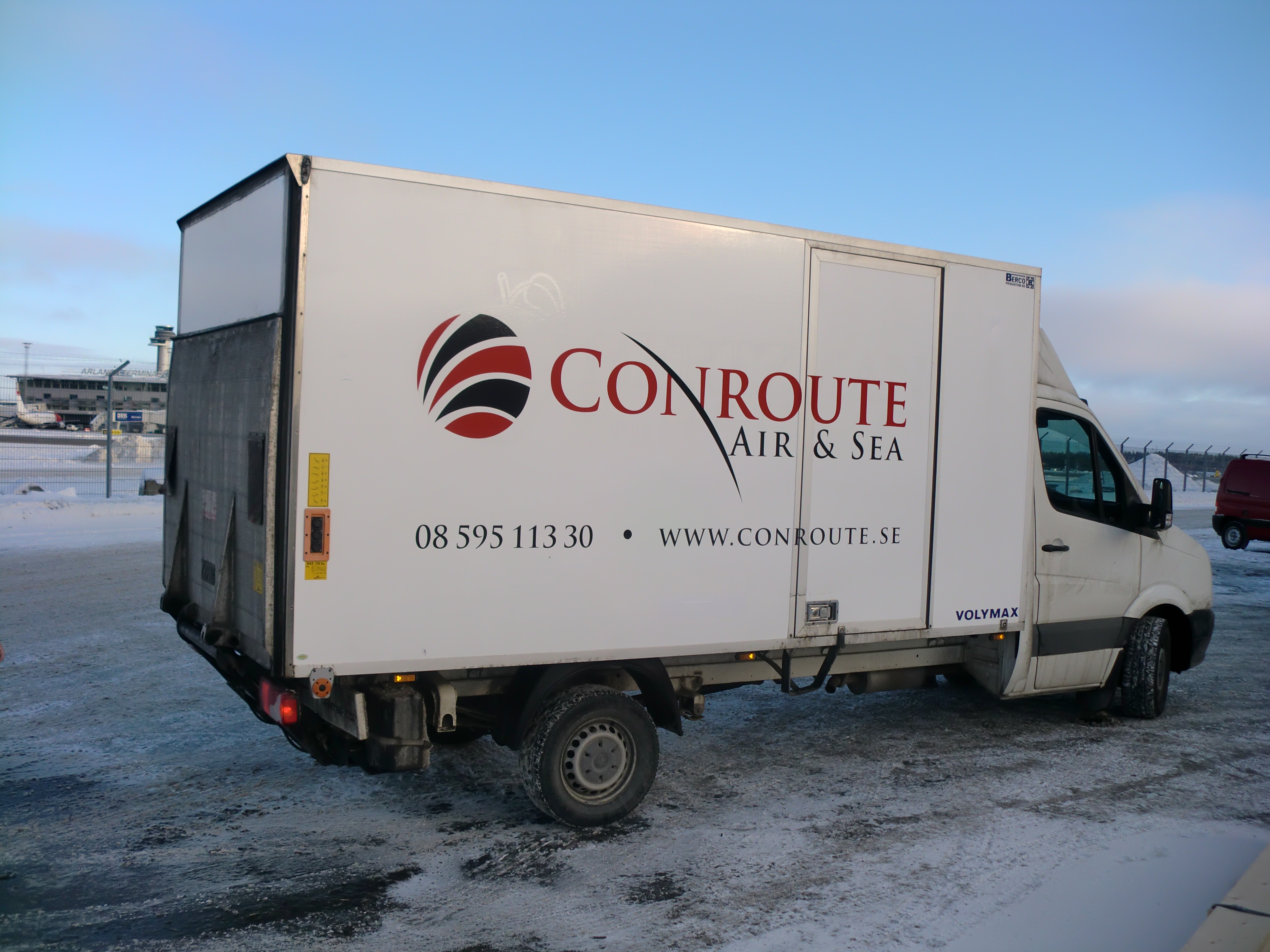 Vi är ett transport och logistikföretag som genom ett väl utbyggt agentnät kan erbjuda Er sjö- och f...