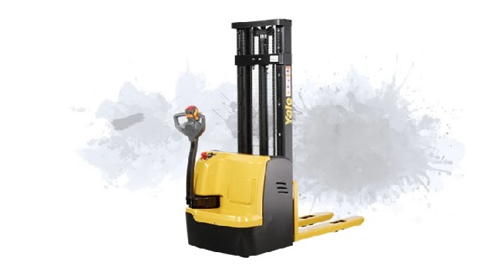 Gerbeur à grande levée à conducteur accompagnant MS15UX