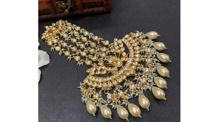 Pachi Kundan House Kundan Pasa is a handmade Jewellery occassionally wearing Anniversary, Engagement...