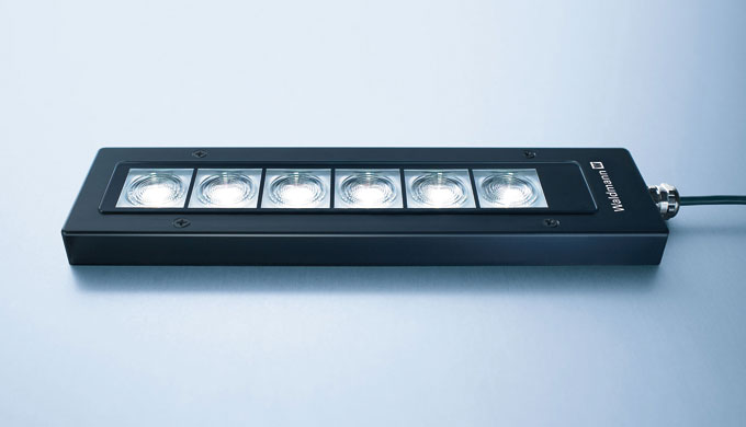 FLAT LED ist eine überzeugend flache Lösung – für Fälle, in denen der Einbau einer Leuchte in die Ma...