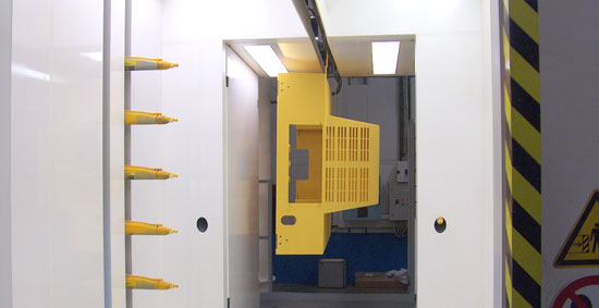 Blästring - Slungrensbläster, Pulverackering - Helautomatisk elektrostatisk pulverbox av märket Wagn...
