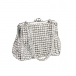 Luxusní večerní kabelka z Preciosy je nepostradatelným módním doplňkem každé elegantní dámy, která m...