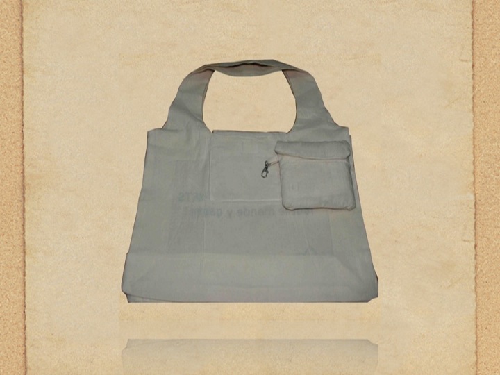 Bags made of 100% GOTS certified organic canvas fabric.Dyeing available using eco-friendly and azo f...