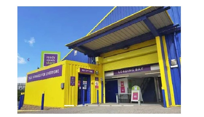 Our storage units are ideal for those that live and work in Great Yarmouth and the surrounding areas...