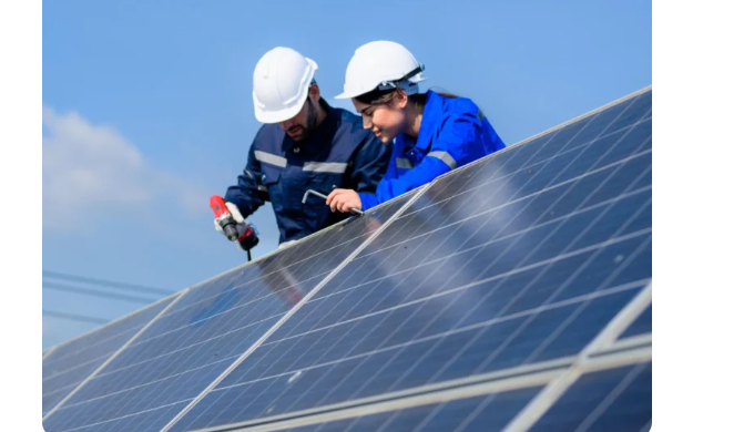 Diseño y montaje de paneles solares fotovoltaicos con monitorización remota...