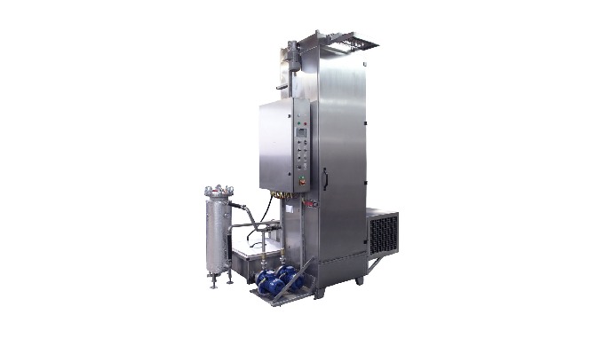 The MV500 is a combined degreasing machine with a rotating inner frame. Its vertical height can be u...