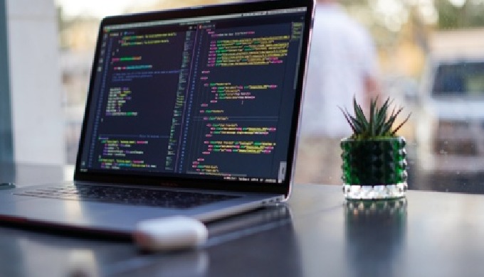 Notre équipe, rompue aux développements de solutions technologiques, agit comme un laboratoire R&...