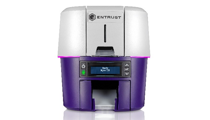 Imprimante à impression directe (DTC) sur cartes ENTRUST SIGMA DS1 pour émettre instantanément carte...