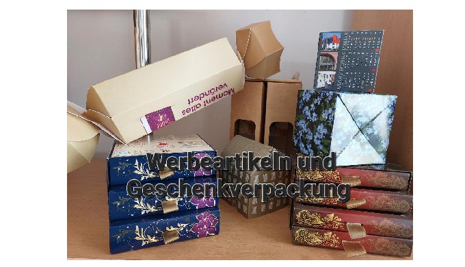 - Komplettierung - Konfektionierung - Sortierung - Kuvertierung - Etikettieren - Befüllen - Eintüten...