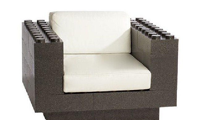 Corners for furniture packaging.