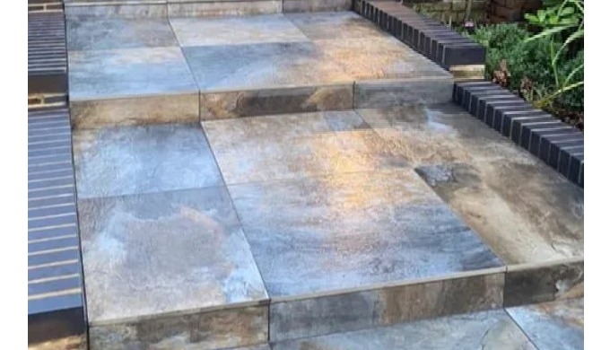 Lawn Bros Paving & Landscaping is based in Southend Essex, UK. With over 12 years of experience ...