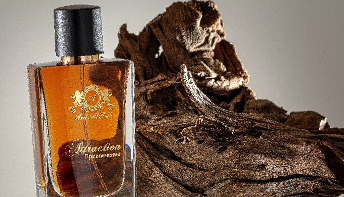 Attraction by Ard Al-Teeb is a captivating fragrance crafted with rich natural oils. Designed to dra...