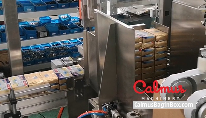 Картонирующая машина упаковщик в коробки для брикетов масла