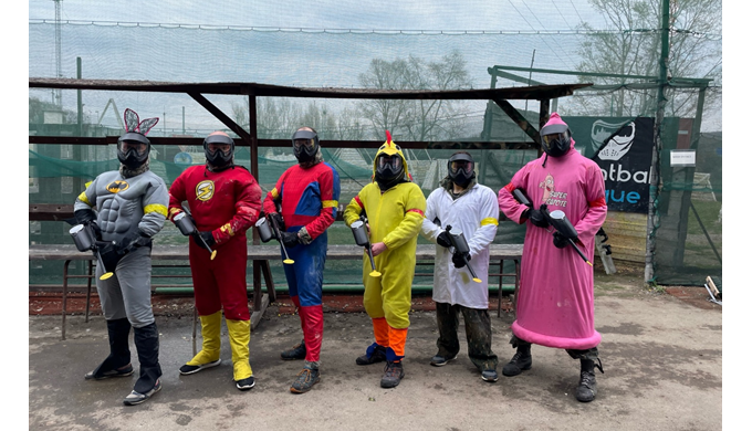 Junggesellenabschied in Prag: Paintball-Action, die verbindet!