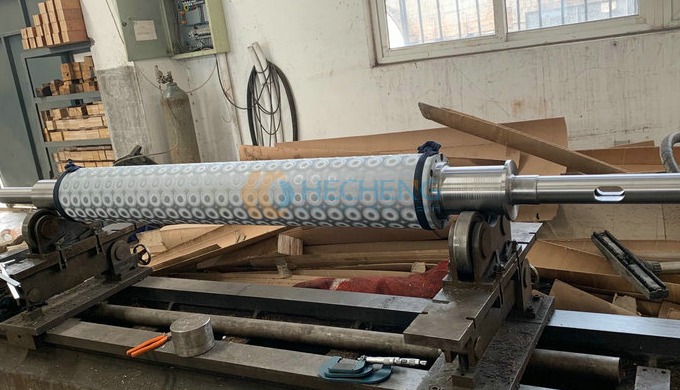 Embossing roller Our roller company is the most professional Chinese manufacturer for the conveyor s...