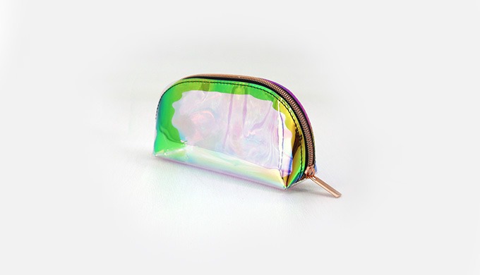 We are available of various design and material's pouches. If you need more detail, please contact u...