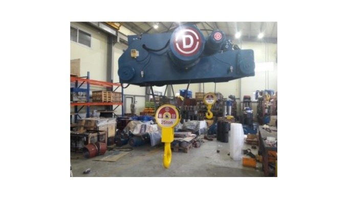 DY30-D This Hoist is a very big size. It can Lift up 30ton and the standard lifting Height is 12m. Y...