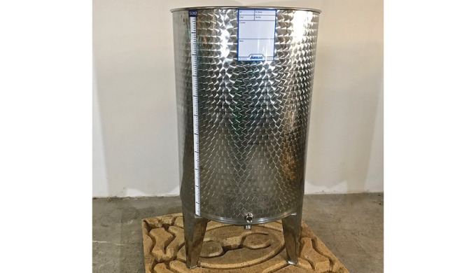 Cuve inox  - Fond bombé - Stockage liquide