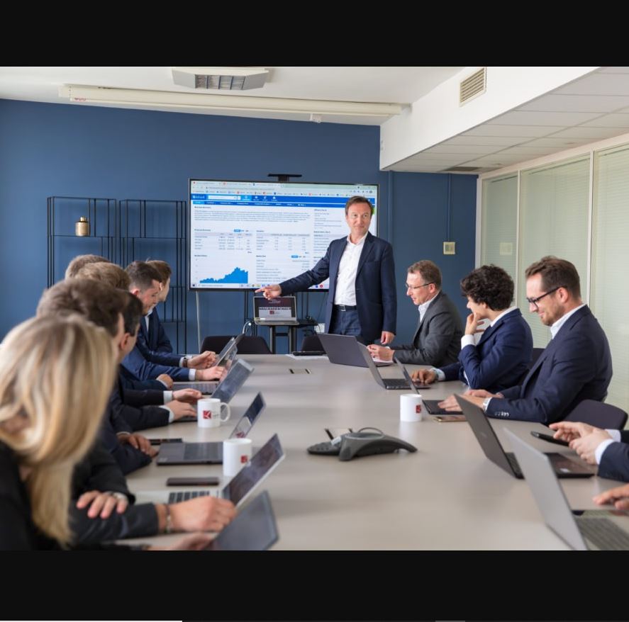 Cession et acquisition LARGILLIERE FINANCE