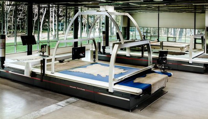 Solution digitale de découpe du cuir – Versalis