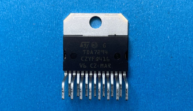 TDA7294V Overview The TDA7294V is a high-performance, monolithic AB-class a...