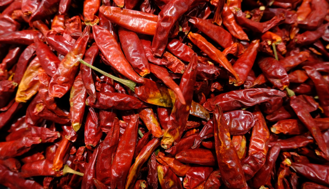 Buy premium Red Chilli (Whole) from Shri Shyam Corporation, your reliable Indian source for quality ...