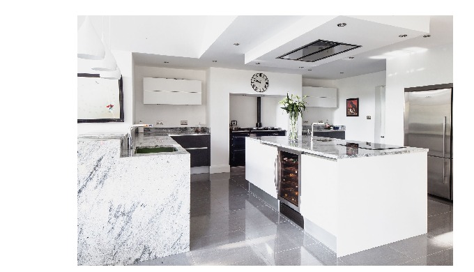 A stunning Paramount Stone Specialists Quartz worktop.