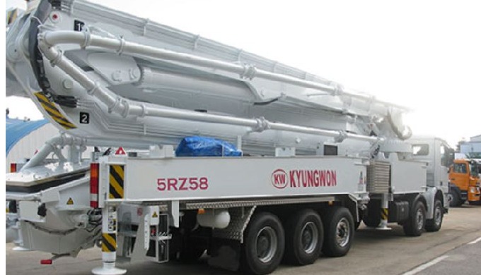 KW5RZ58 is a concrete pump with a boom length of 58M. It is a heavy equipmet used for transferring l...