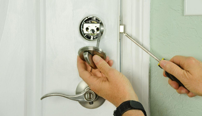 Discover unparalleled peace of mind with KME Locksmith Dubai's premium 24 Hour Emergency Locksmith S...