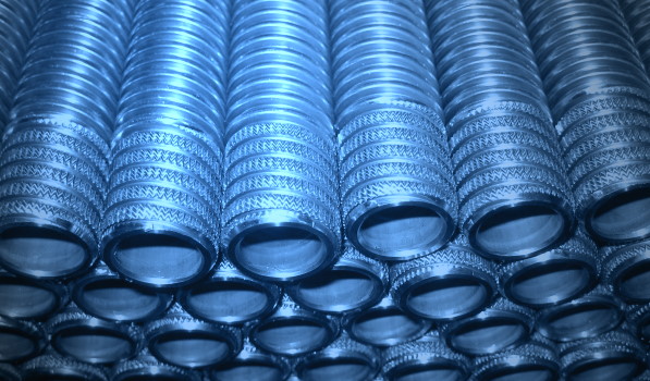 Hohlspindeln mit metrischem Gewinde oder Trapezgewinde, und einer Spindellänge bis 1.000 mm bei gero...