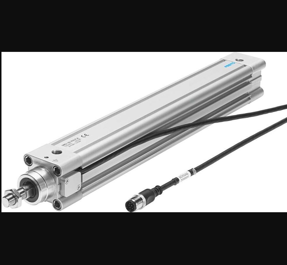 Vérin normalisé avec système de mesure de déplacement DNCI