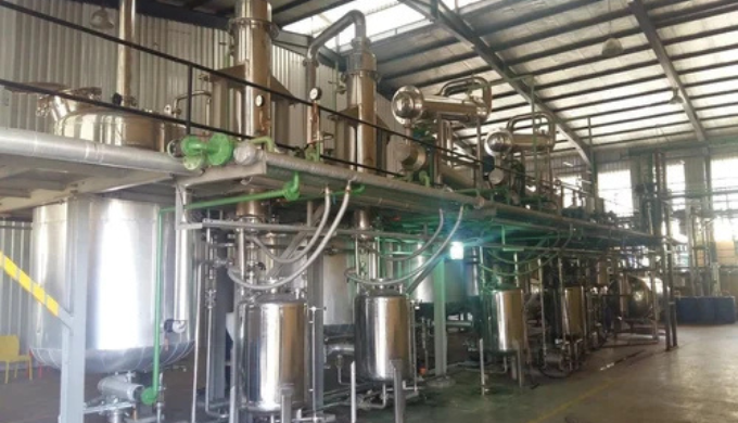 Buy Agarwood (Oud) Oil Distillation Plant from Mech O Tech LLP, the best manufacturer and Exporter o...