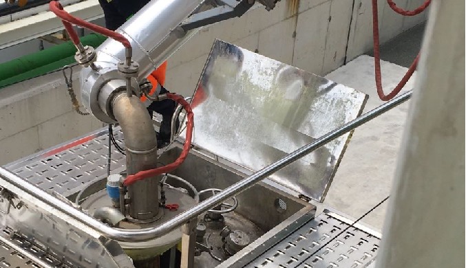Brazos de carga superior. GASSÓ es una empresa con una larga experiencia en el suministro de solucio...