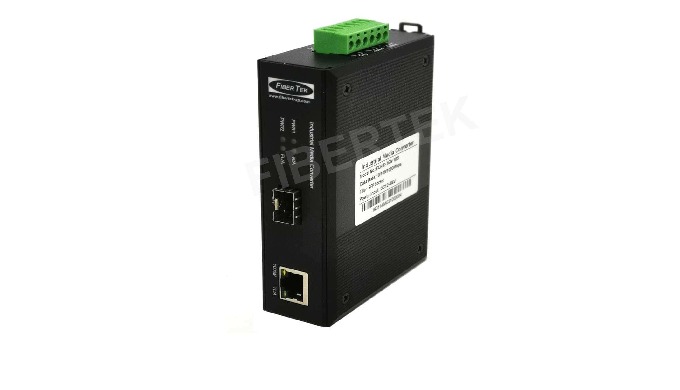 Ethernet Media Converter Industrial Type with SFP slot 
