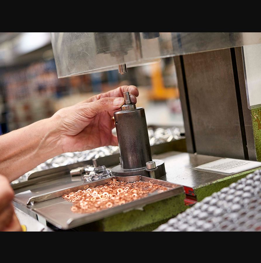 Service d’assemblage de précision STI GENLIS