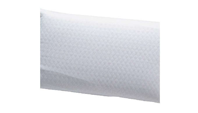 Capa interior em poliéster; Capa exterior em tecido malha stretch; Capa lav...