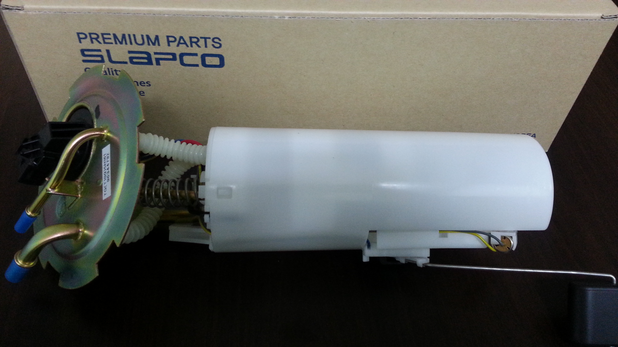 Daewoo Nubira fuel pump (by SL 