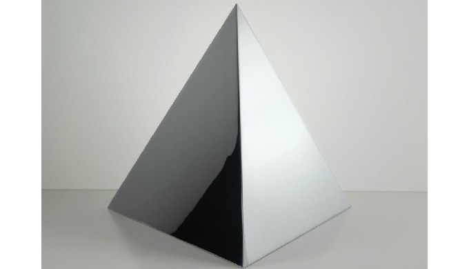 Urn in the form of a Pyramid, the base represents the earth and the vertex the sky.