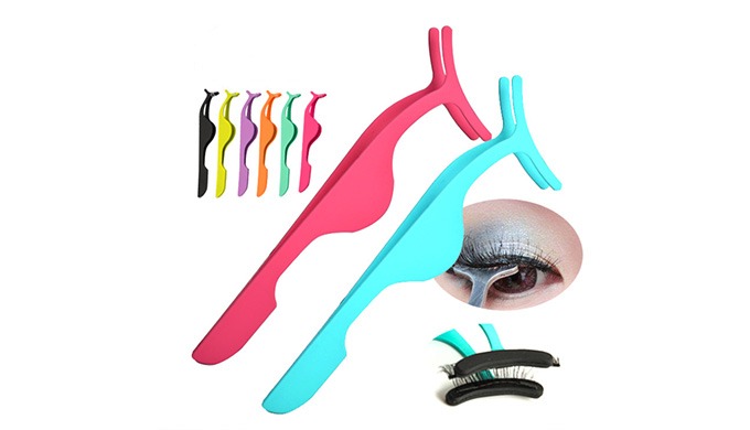 This eyelash applicator is designed to help apply and fix false eyelashes easily and accurately. Its...