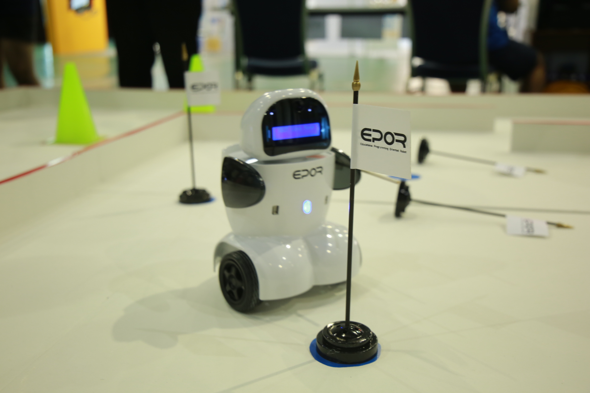 a) “EPOR“ means an educational programming oriented robot for a beginner. EPOR provides various inte...